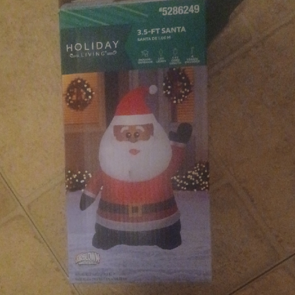 Inflatable Santa - Red and White 3.5 Foot Tall